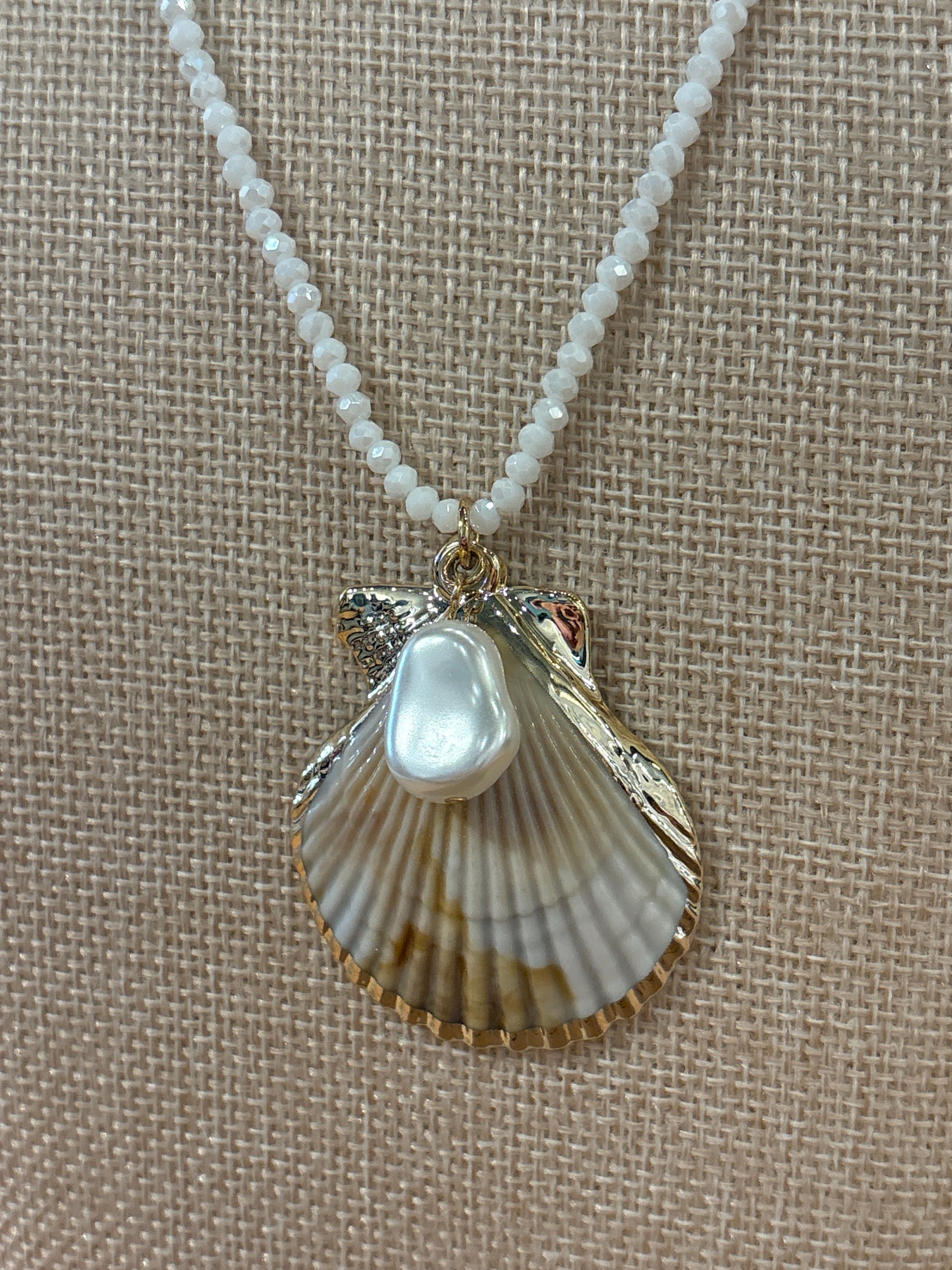 White Gem Shell Necklace