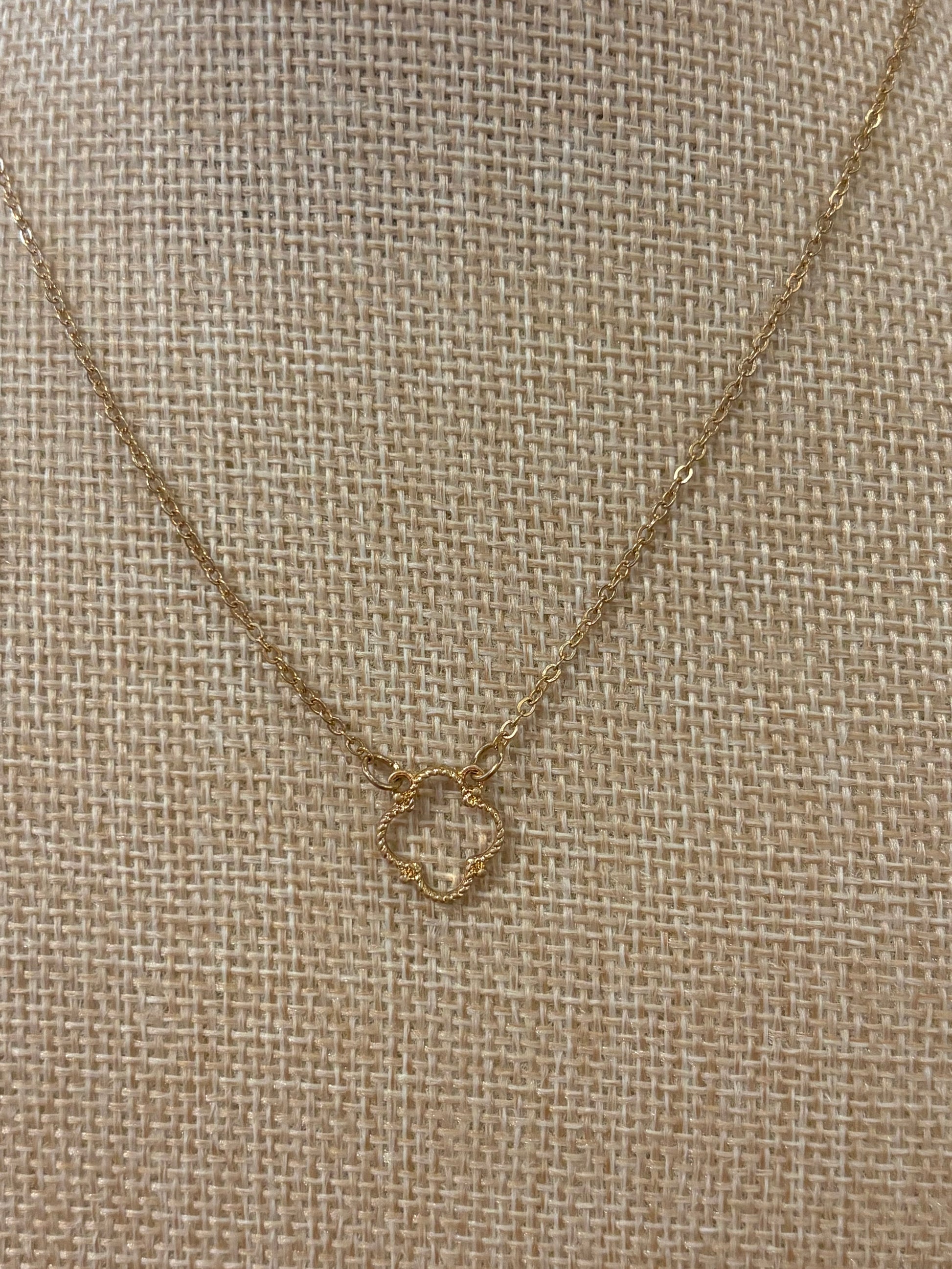 Single Gold Quatrefoil Necklace
