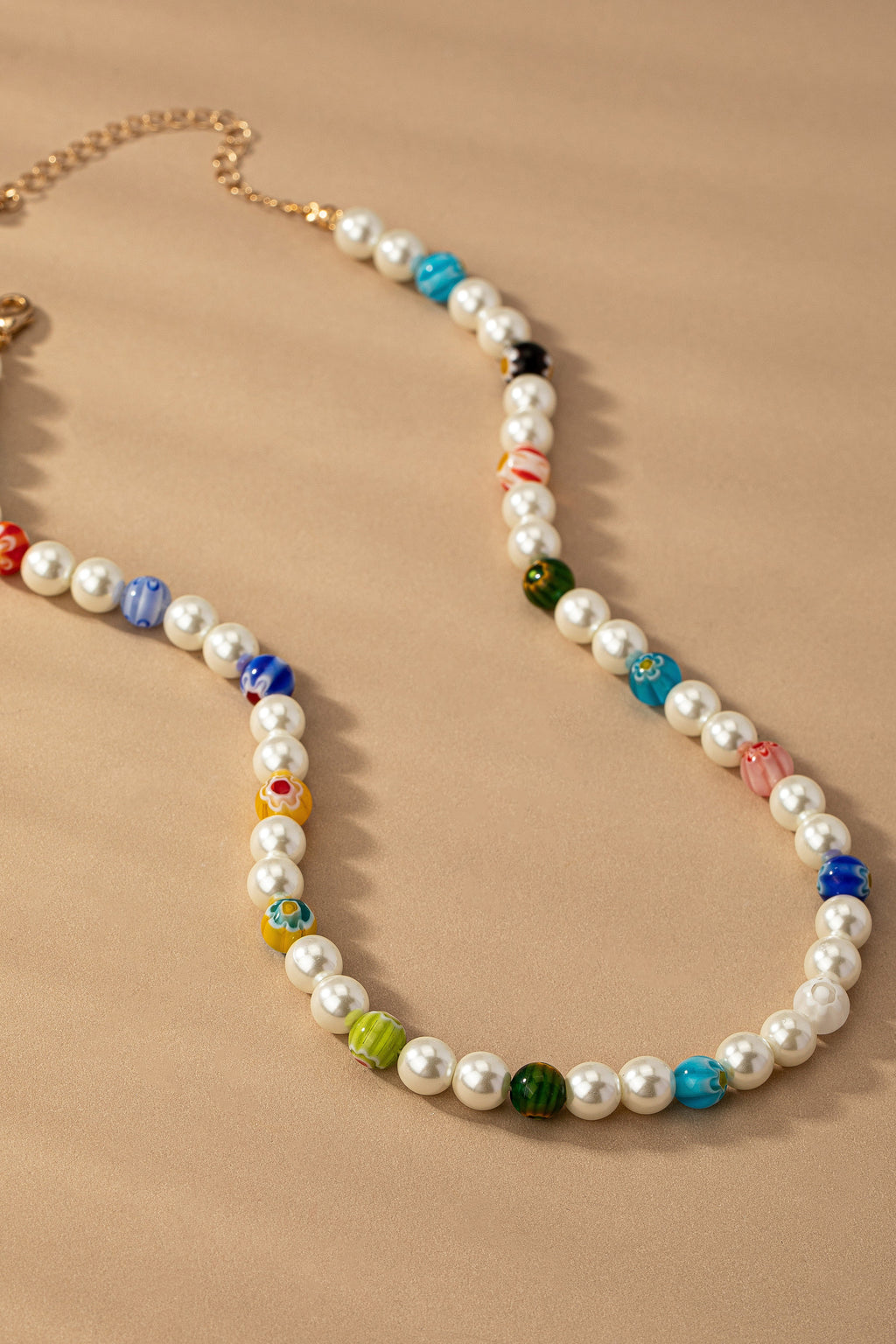 Pearl Necklace With Glaze Glass Beads Stationed