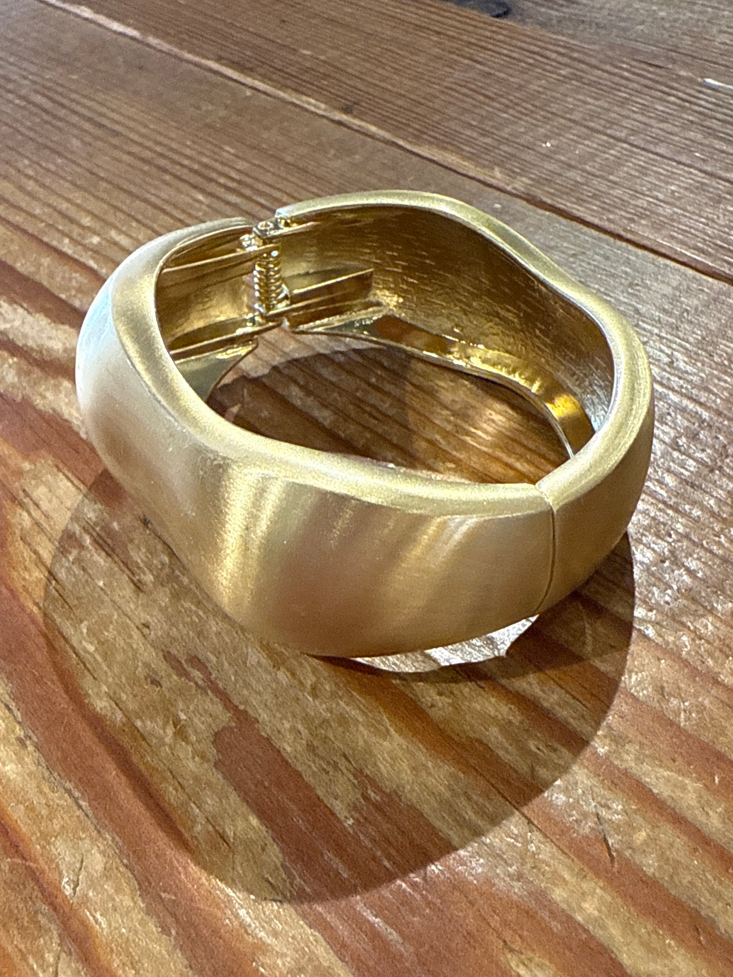 Wiggle Wiggle Cuff