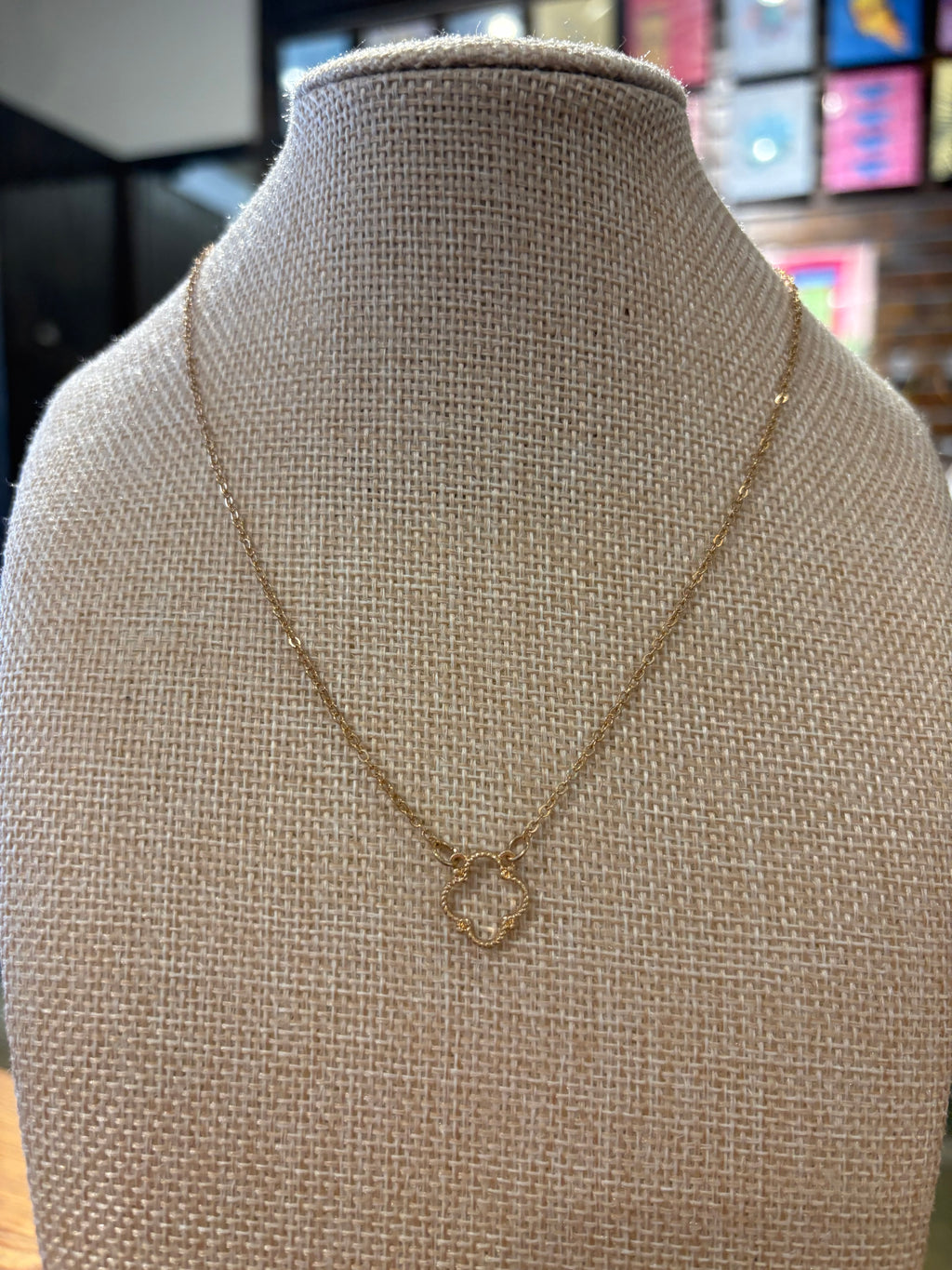 Single Gold Quatrefoil Necklace