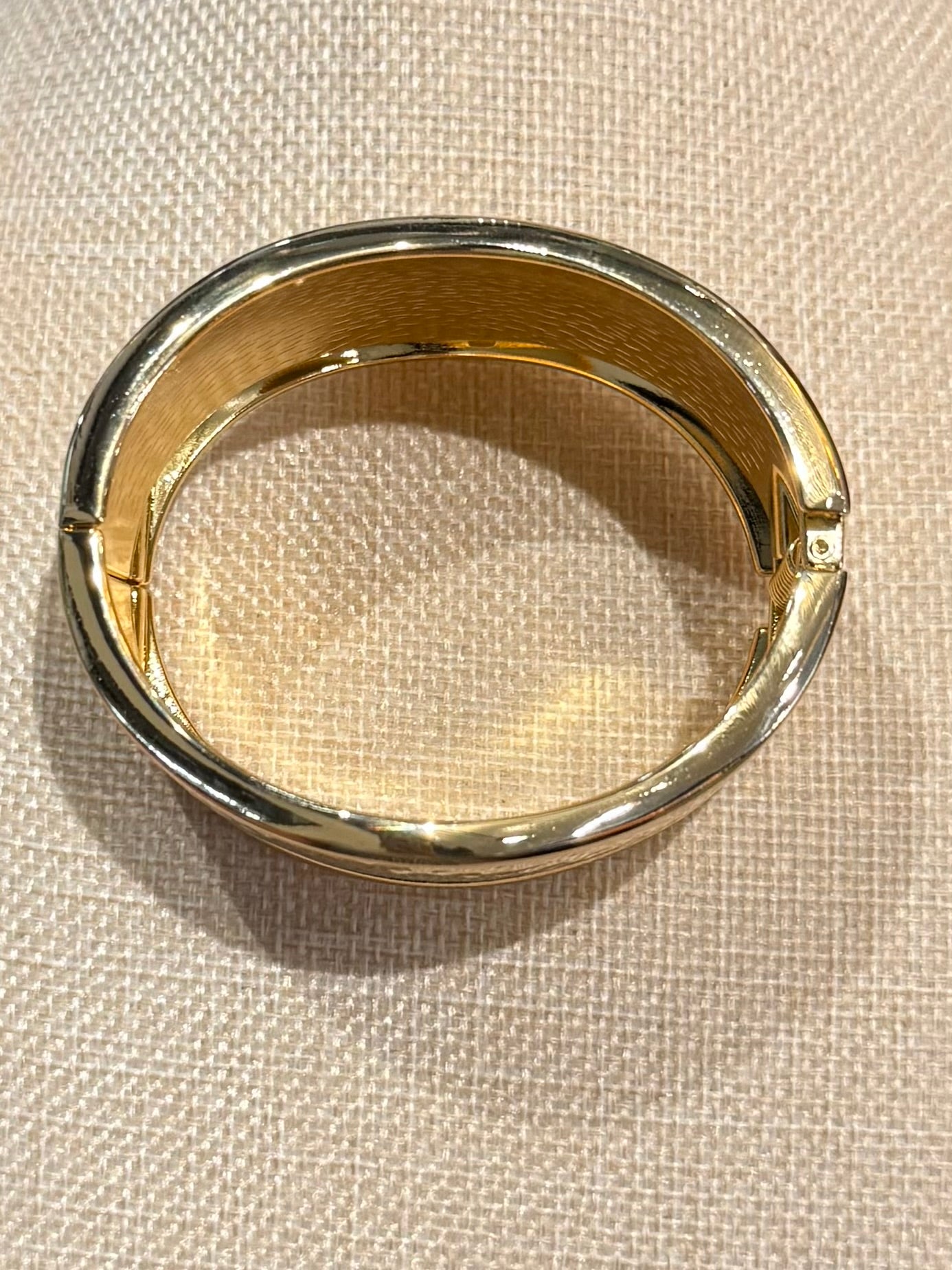 Wavy Hammered Golf Cuff