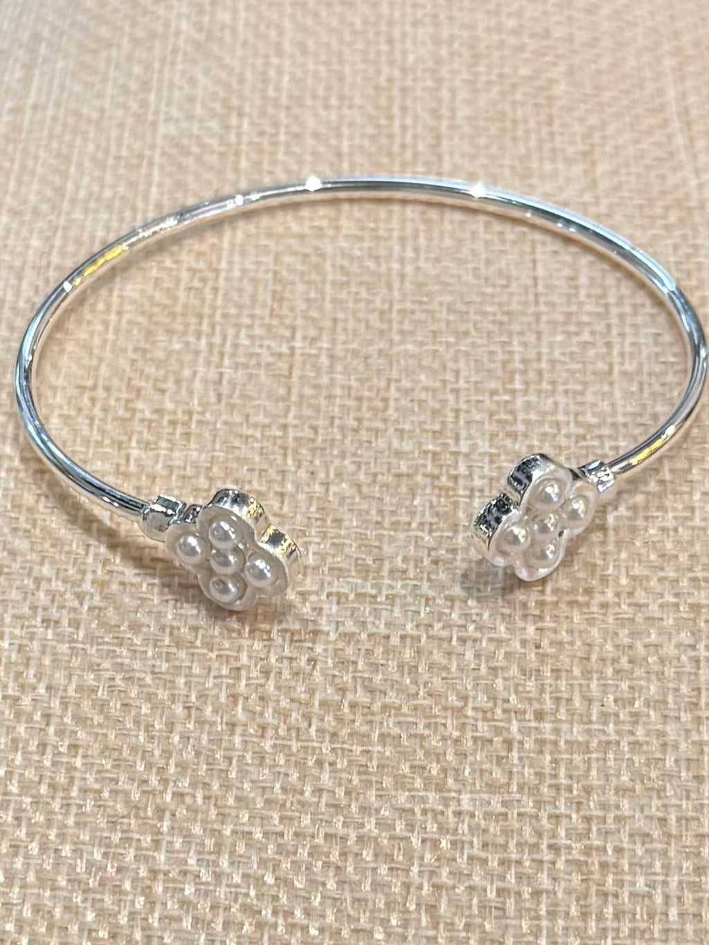 Silver Open Pearl Clover Bracelet