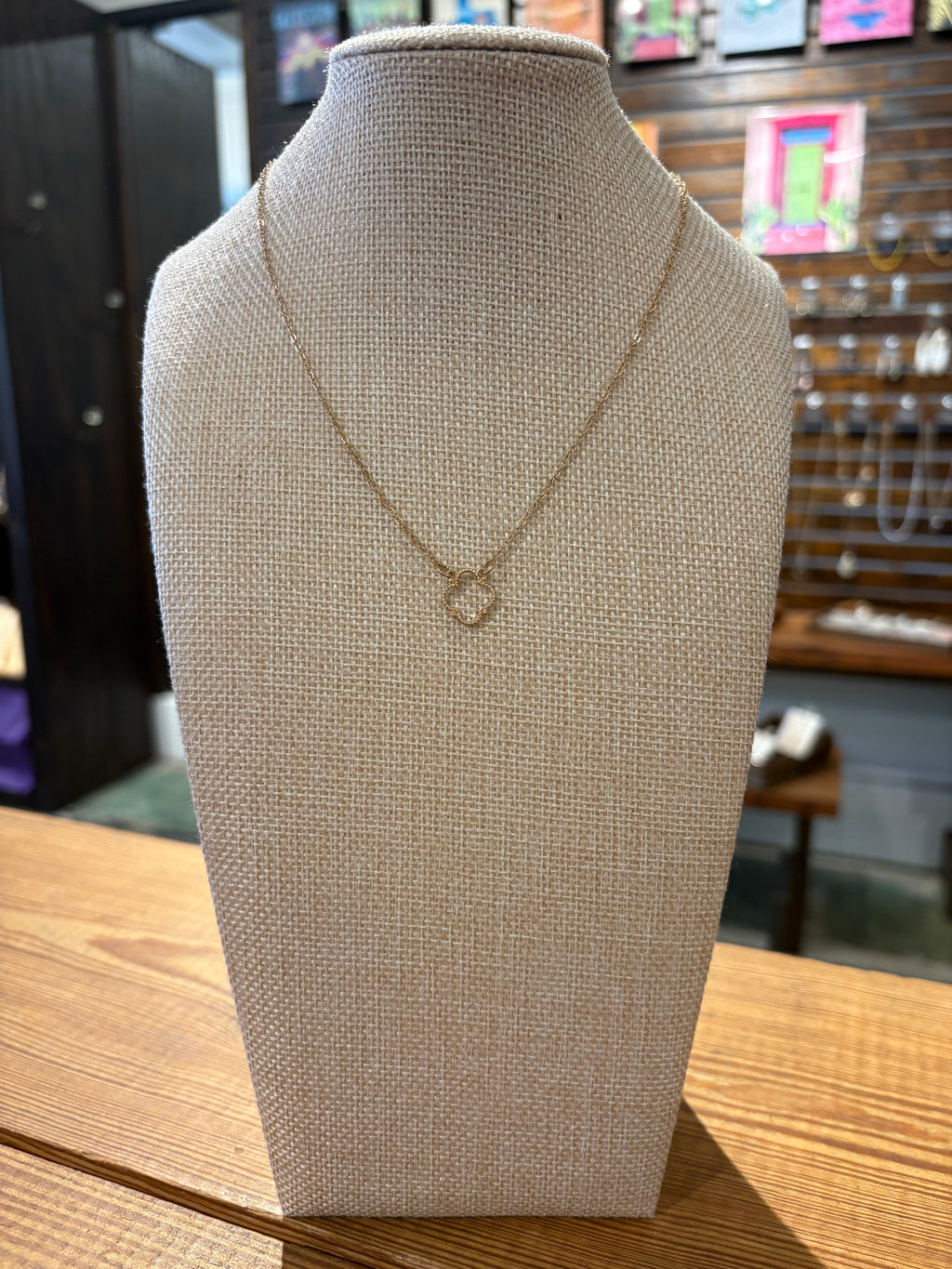 Single Gold Quatrefoil Necklace