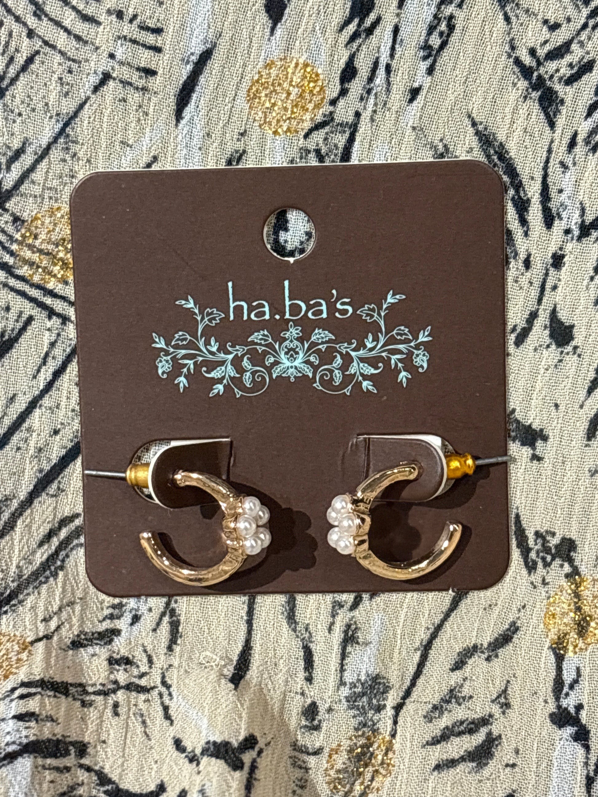 Delicate Pearl Flower Huggie Earrings