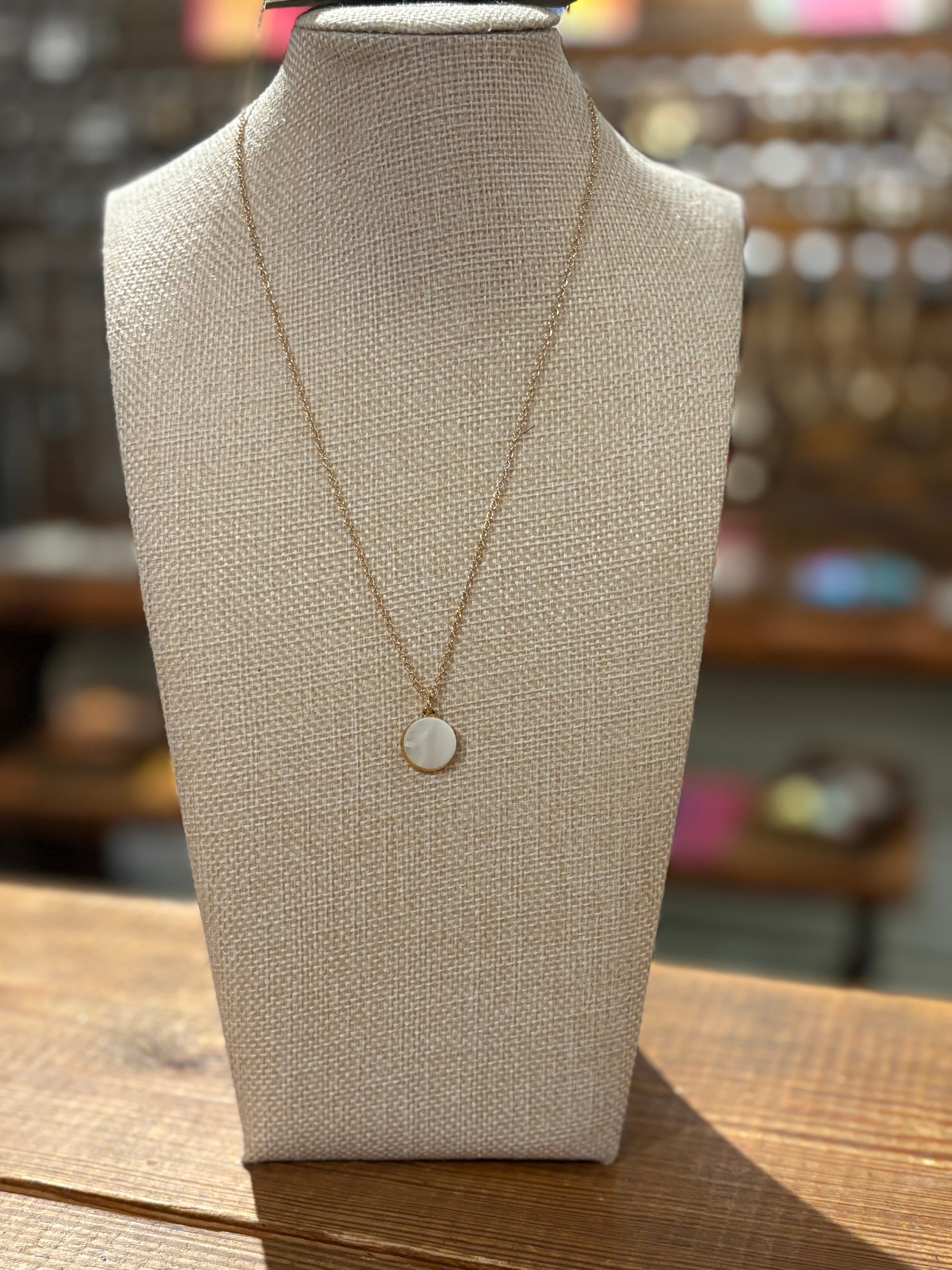 Delicate Chain with Glitter Pink Bead Necklace