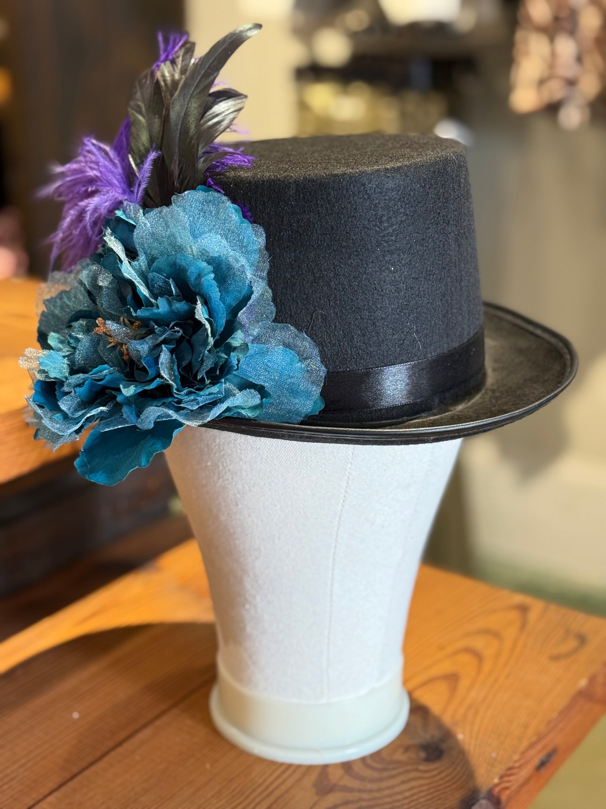 Elegant Top Hat