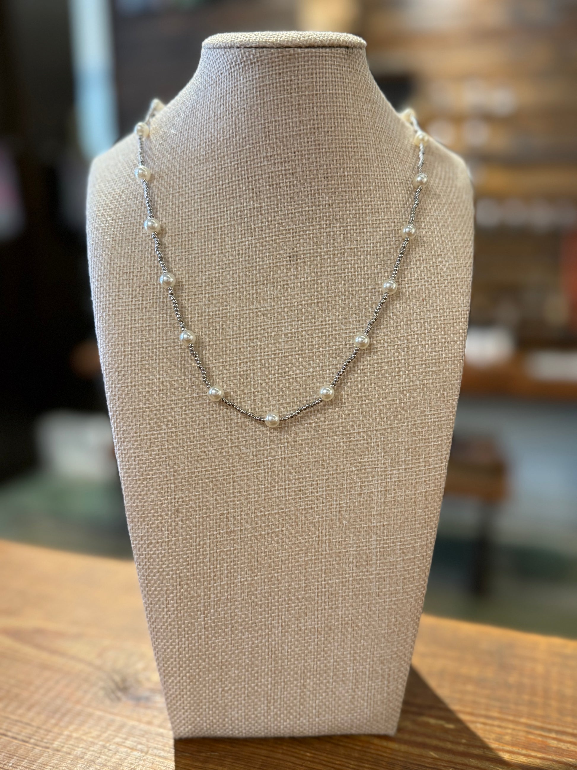 Sea Pearls Necklace